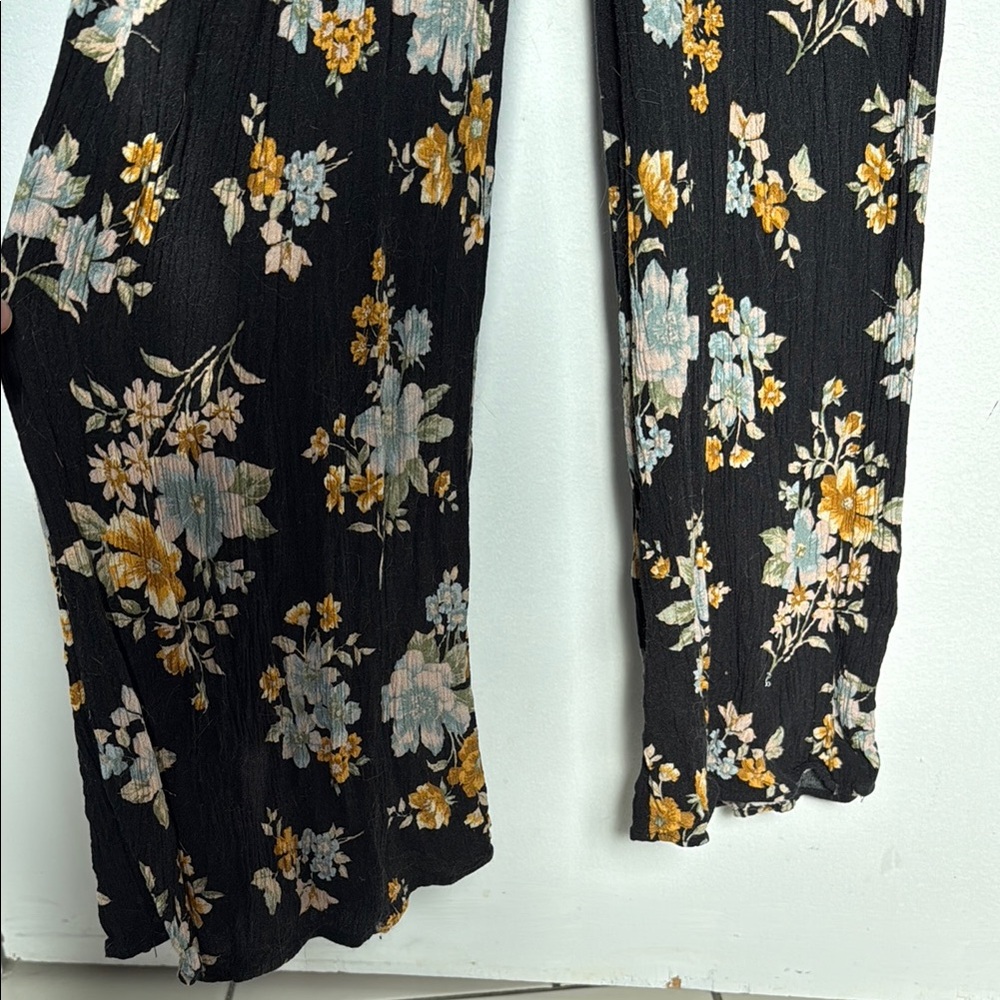 American Eagle Outfitters Black Floral Wide Leg Pants